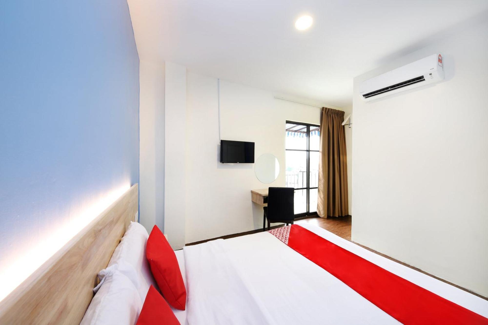 Oyo 778 Bmw 2 Hotel Muar Exteriér fotografie