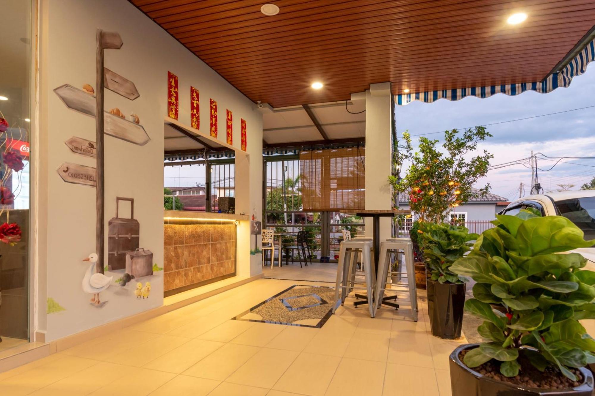 Oyo 778 Bmw 2 Hotel Muar Exteriér fotografie